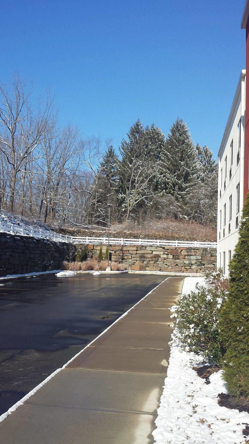 Paradise Inn & Suites Towanda Exterior photo