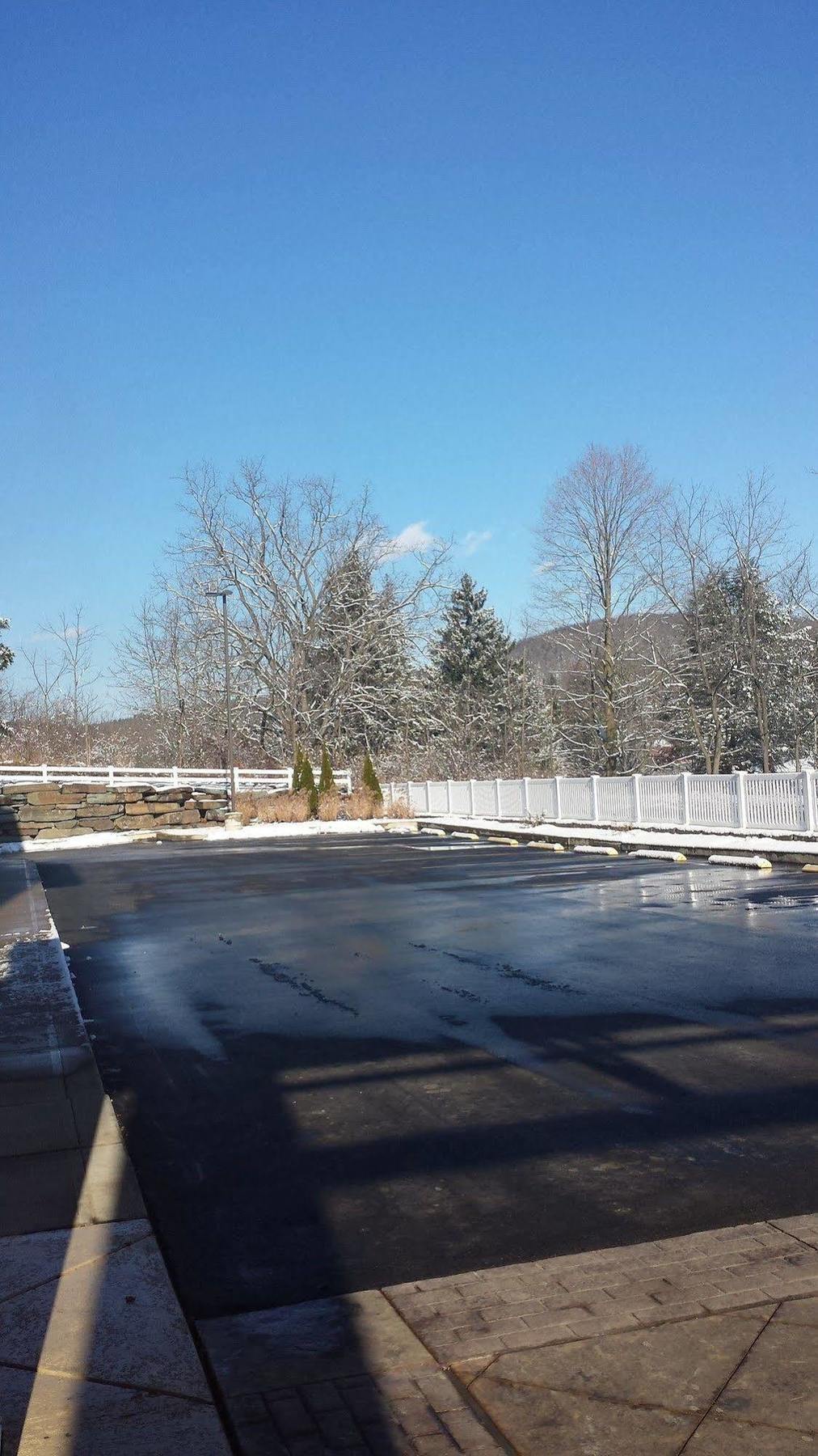 Paradise Inn & Suites Towanda Exterior photo